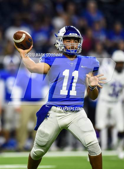 Thumbnail 3 in Katy Taylor vs Humble (UIL 6A Regional Playoff) photogallery.