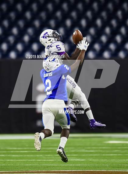 Thumbnail 3 in Katy Taylor vs Humble (UIL 6A Regional Playoff) photogallery.