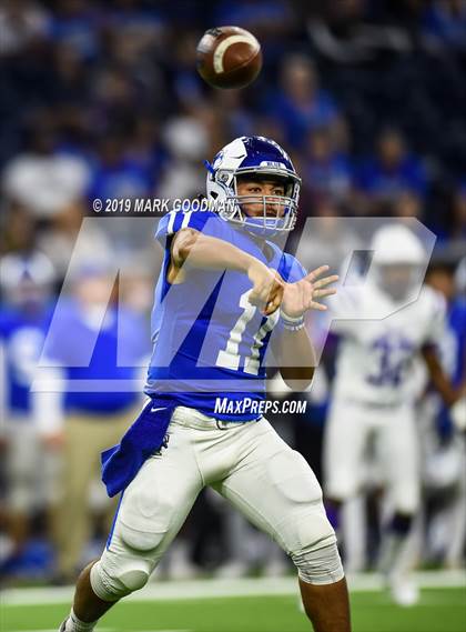 Thumbnail 1 in Katy Taylor vs Humble (UIL 6A Regional Playoff) photogallery.