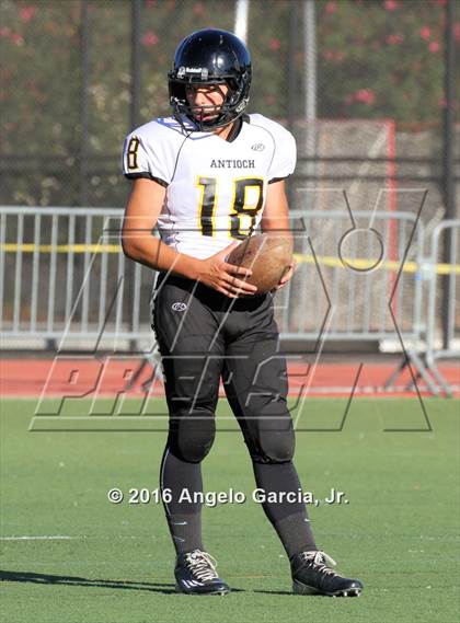 Thumbnail 2 in Antioch vs De La Salle photogallery.