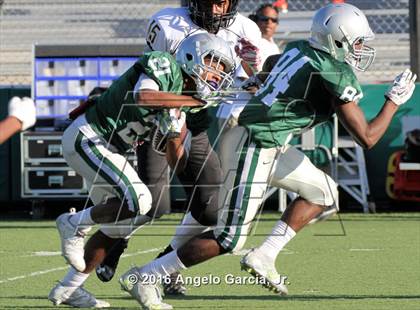 Thumbnail 3 in Antioch vs De La Salle photogallery.