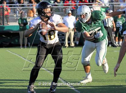 Thumbnail 3 in Antioch vs De La Salle photogallery.
