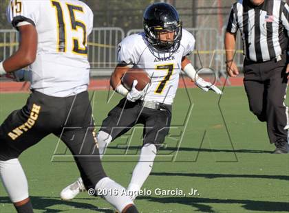 Thumbnail 3 in Antioch vs De La Salle photogallery.