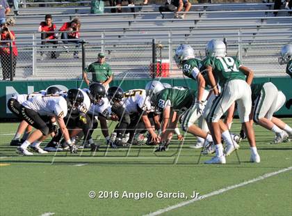 Thumbnail 2 in Antioch vs De La Salle photogallery.