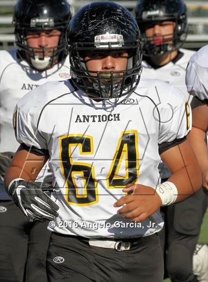Thumbnail 1 in Antioch vs De La Salle photogallery.