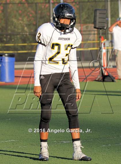 Thumbnail 1 in Antioch vs De La Salle photogallery.