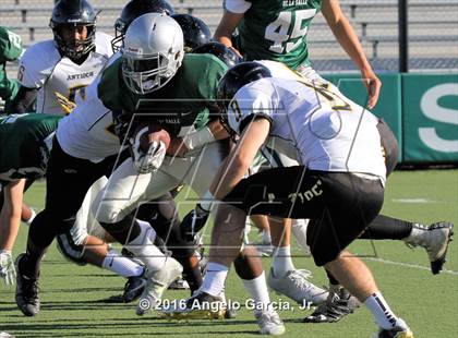 Thumbnail 2 in Antioch vs De La Salle photogallery.