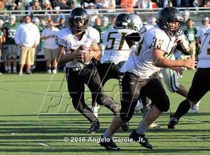 Thumbnail 1 in Antioch vs De La Salle photogallery.