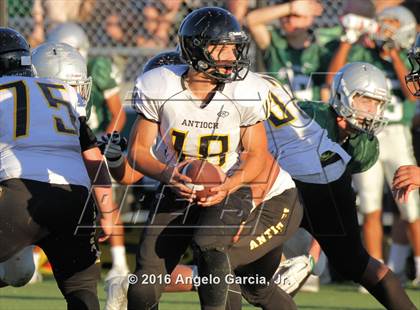 Thumbnail 3 in Antioch vs De La Salle photogallery.