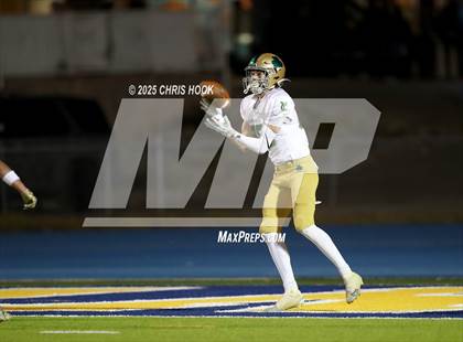 Thumbnail 2 in Yuma Catholic vs. Marana (AIA 5A Round 2) photogallery.