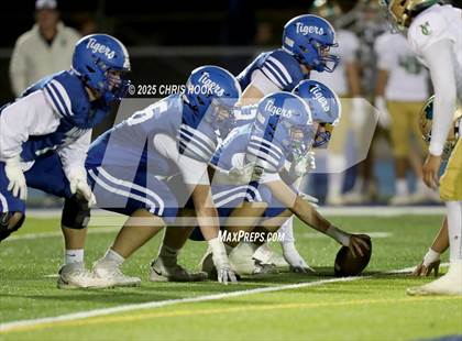 Thumbnail 2 in Yuma Catholic vs. Marana (AIA 5A Round 2) photogallery.
