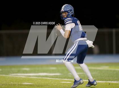 Thumbnail 3 in Yuma Catholic vs. Marana (AIA 5A Round 2) photogallery.