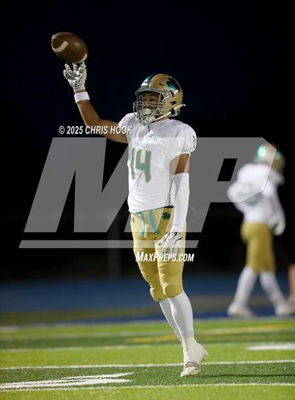 Thumbnail 3 in Yuma Catholic vs. Marana (AIA 5A Round 2) photogallery.