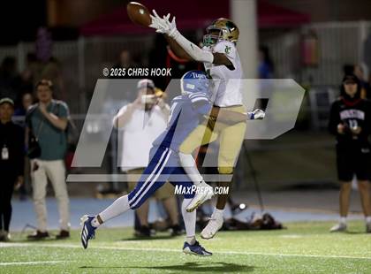 Thumbnail 2 in Yuma Catholic vs. Marana (AIA 5A Round 2) photogallery.