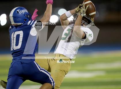 Thumbnail 2 in Yuma Catholic vs. Marana (AIA 5A Round 2) photogallery.
