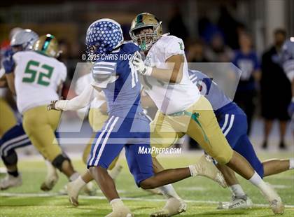 Thumbnail 3 in Yuma Catholic vs. Marana (AIA 5A Round 2) photogallery.