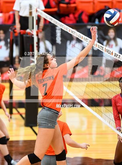 Thumbnail 3 in Springtown vs. Life Waxahachie (2017 UIL 4A Bi-District Playoff) photogallery.