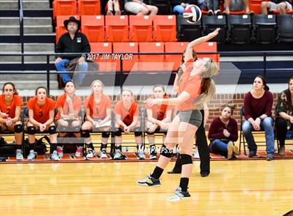 Thumbnail 3 in Springtown vs. Life Waxahachie (2017 UIL 4A Bi-District Playoff) photogallery.