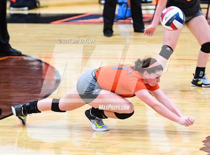 Thumbnail 3 in Springtown vs. Life Waxahachie (2017 UIL 4A Bi-District Playoff) photogallery.