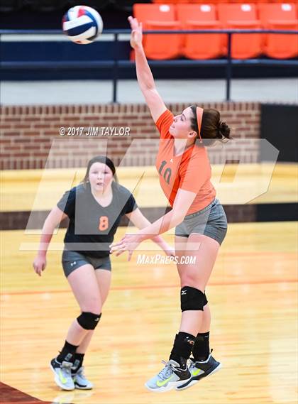 Thumbnail 2 in Springtown vs. Life Waxahachie (2017 UIL 4A Bi-District Playoff) photogallery.