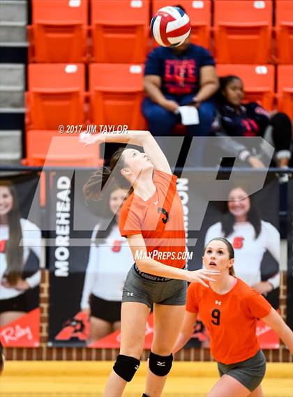 Thumbnail 1 in Springtown vs. Life Waxahachie (2017 UIL 4A Bi-District Playoff) photogallery.