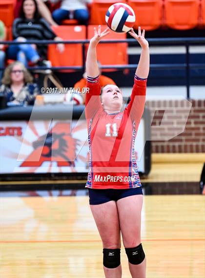 Thumbnail 2 in Springtown vs. Life Waxahachie (2017 UIL 4A Bi-District Playoff) photogallery.