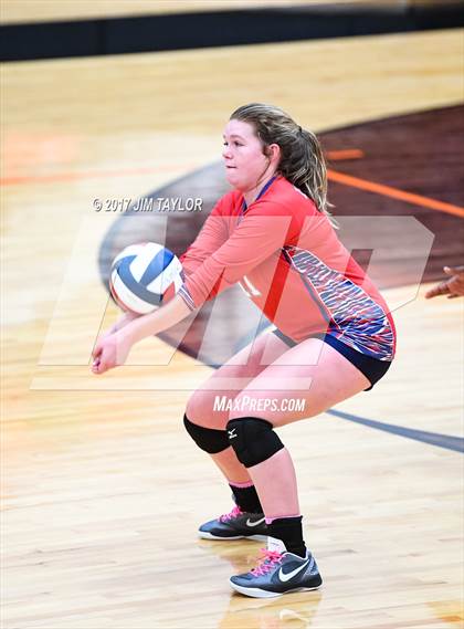 Thumbnail 2 in Springtown vs. Life Waxahachie (2017 UIL 4A Bi-District Playoff) photogallery.