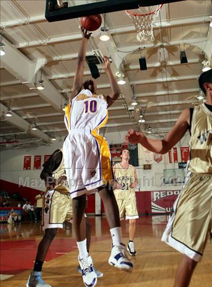 Thumbnail 2 in Lynwood vs. West Torrance (Pacific Shores Tournament) photogallery.