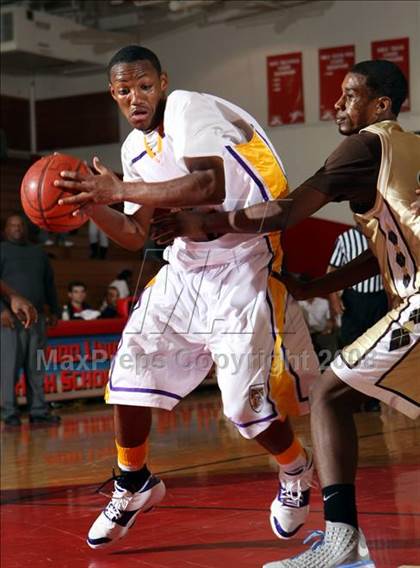 Thumbnail 1 in Lynwood vs. West Torrance (Pacific Shores Tournament) photogallery.