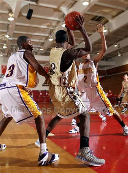 Thumbnail 2 in Lynwood vs. West Torrance (Pacific Shores Tournament) photogallery.