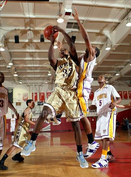 Thumbnail 1 in Lynwood vs. West Torrance (Pacific Shores Tournament) photogallery.