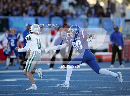Thumbnail 2 in De La Salle @ Folsom photogallery.