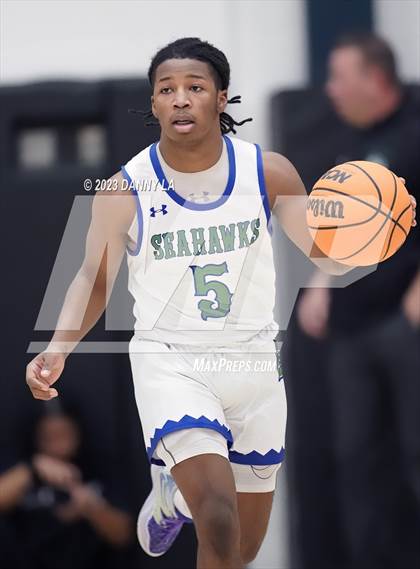 Thumbnail 3 in Edison @ South Lakes (VHSL Class 6 Quarterfinal) photogallery.