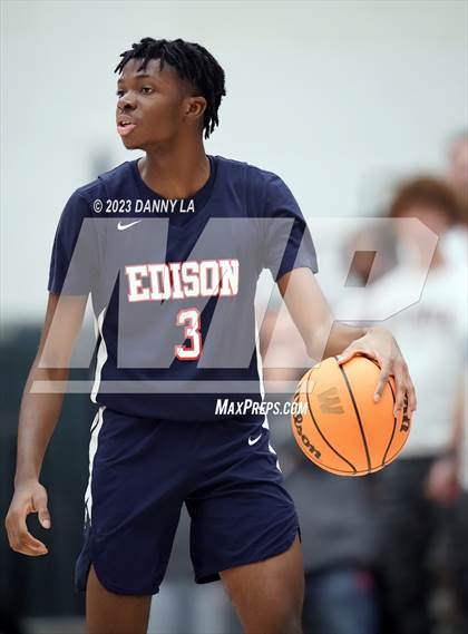 Thumbnail 2 in Edison @ South Lakes (VHSL Class 6 Quarterfinal) photogallery.