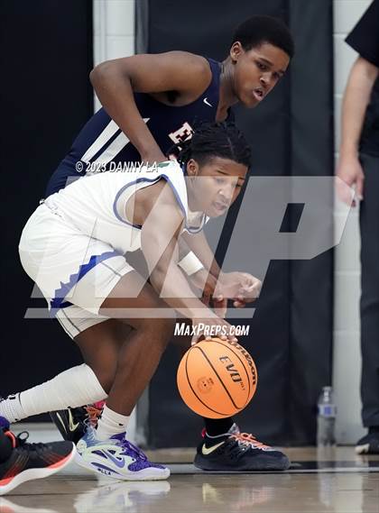 Thumbnail 1 in Edison @ South Lakes (VHSL Class 6 Quarterfinal) photogallery.