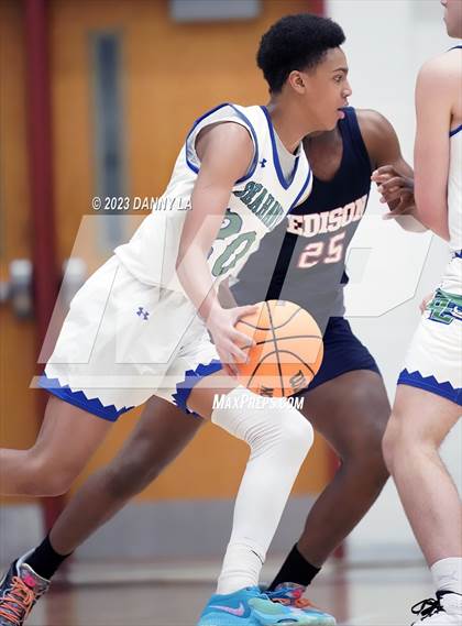 Thumbnail 1 in Edison @ South Lakes (VHSL Class 6 Quarterfinal) photogallery.