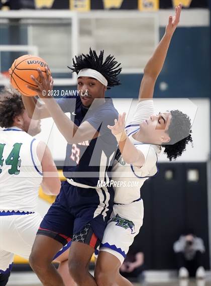 Thumbnail 1 in Edison @ South Lakes (VHSL Class 6 Quarterfinal) photogallery.