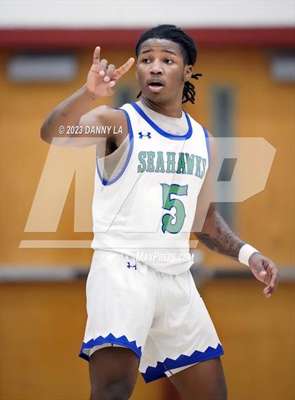 Thumbnail 1 in Edison @ South Lakes (VHSL Class 6 Quarterfinal) photogallery.