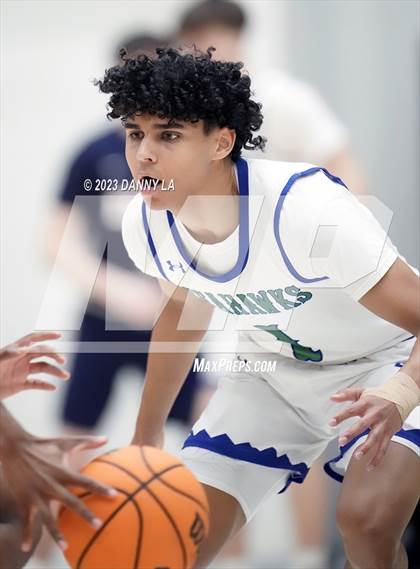 Thumbnail 1 in Edison @ South Lakes (VHSL Class 6 Quarterfinal) photogallery.