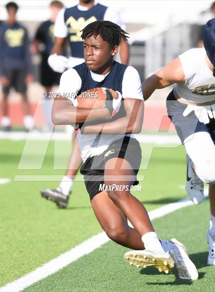 Thumbnail 1 in Desert Sunrise vs. Central (O'Connor 7v7) photogallery.