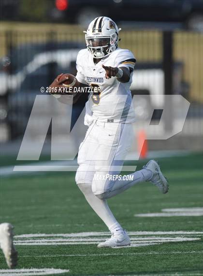 Thumbnail 3 in Bishop Lynch vs. Prestonwood Christian (TAPPS D1 Semifinal) photogallery.