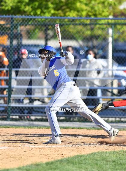 Thumbnail 2 in Simeon @ Homewood-Flossmoor photogallery.