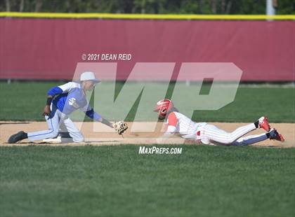 Thumbnail 2 in Simeon @ Homewood-Flossmoor photogallery.