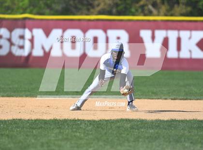 Thumbnail 3 in Simeon @ Homewood-Flossmoor photogallery.