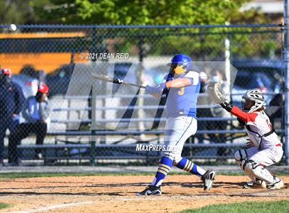 Thumbnail 2 in Simeon @ Homewood-Flossmoor photogallery.