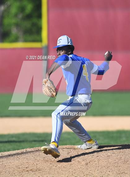 Thumbnail 2 in Simeon @ Homewood-Flossmoor photogallery.