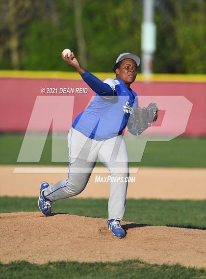 Thumbnail 1 in Simeon @ Homewood-Flossmoor photogallery.