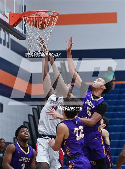 Thumbnail 1 in Jersey Village vs. Benjamin Davis (Houston Methodist Cy-Hoops Invitational) photogallery.