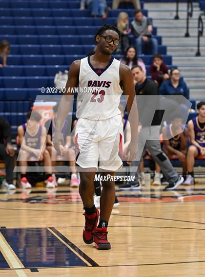 Thumbnail 1 in Jersey Village vs. Benjamin Davis (Houston Methodist Cy-Hoops Invitational) photogallery.