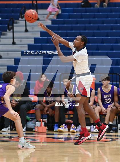 Thumbnail 3 in Jersey Village vs. Benjamin Davis (Houston Methodist Cy-Hoops Invitational) photogallery.
